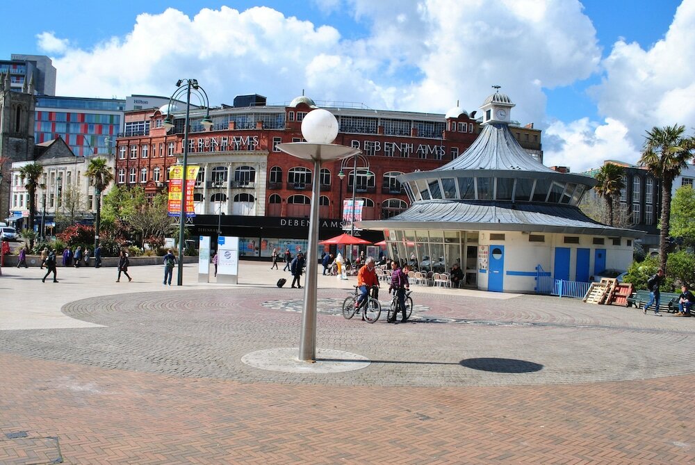 Фото отеля 2