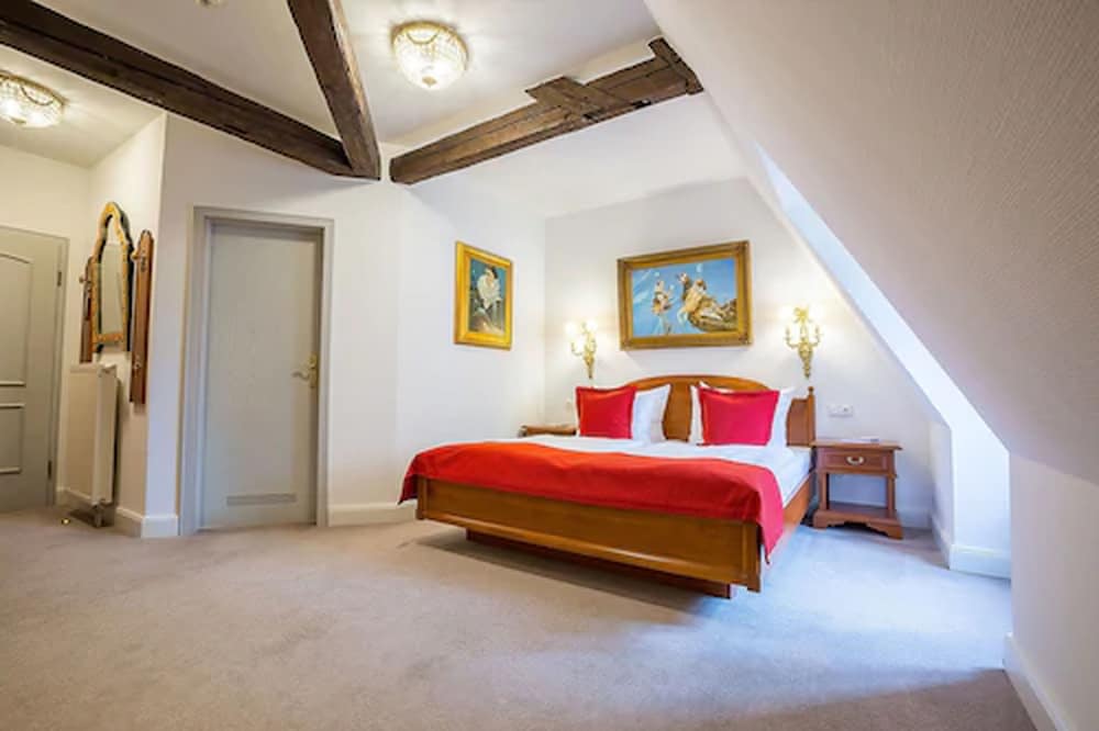 Фото Romantik Hotel Burgkeller & Residenz Kerstinghaus