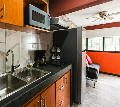 Гостиница Suite Studio Serviced Apartments