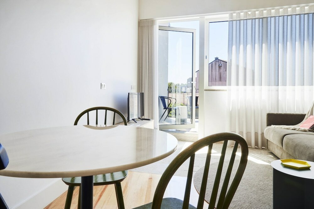 Фото Pause Apartments