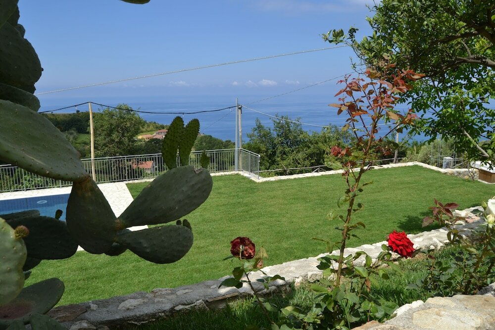 Фото Borgo Rosso di Sera Resort Country Chic