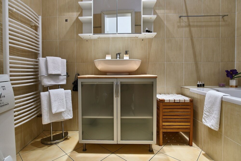 Фото Old Town Square Royal Apartment