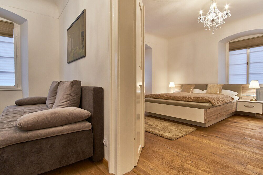 Фото MOODs Charles Bridge