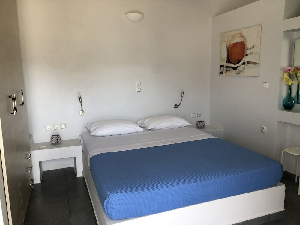 Фото Zathea Apartments