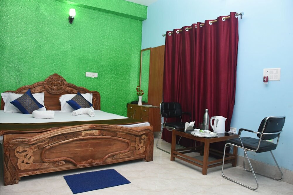 Фото Hotel Anand Lok