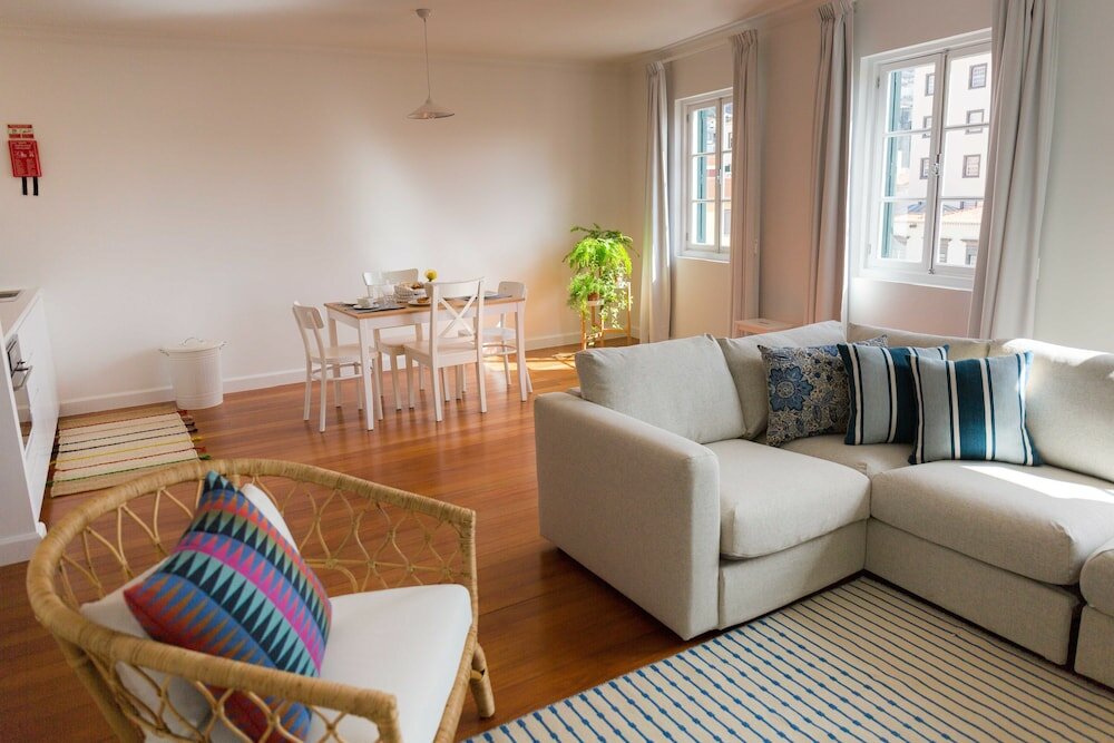 Фото Apartamentos Praça Amarela