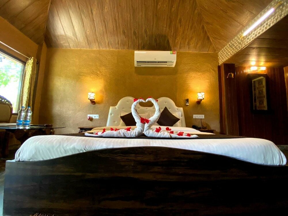 Фото Lohagarh Corbett Resort