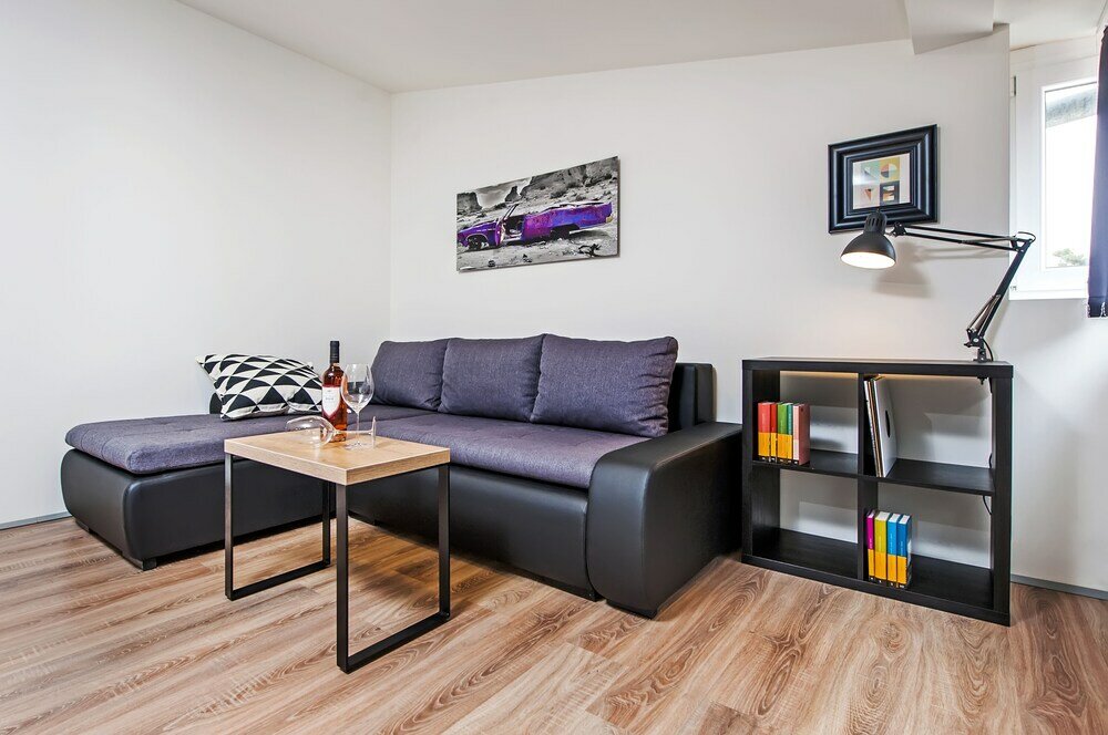 Фото Lakovich Sea View Apartments