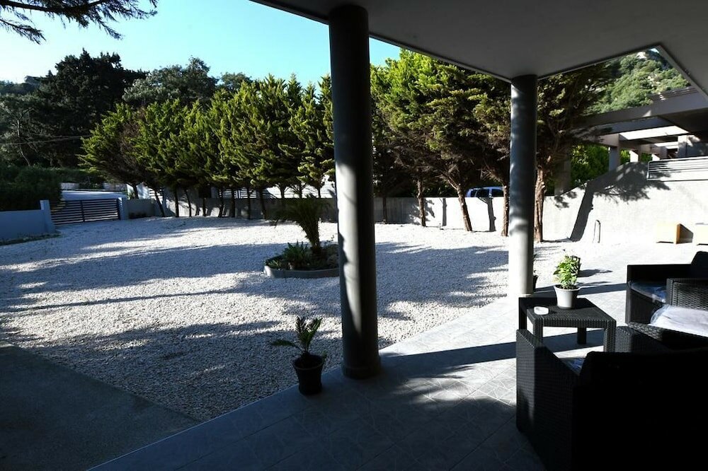 Фото Lilies Villa