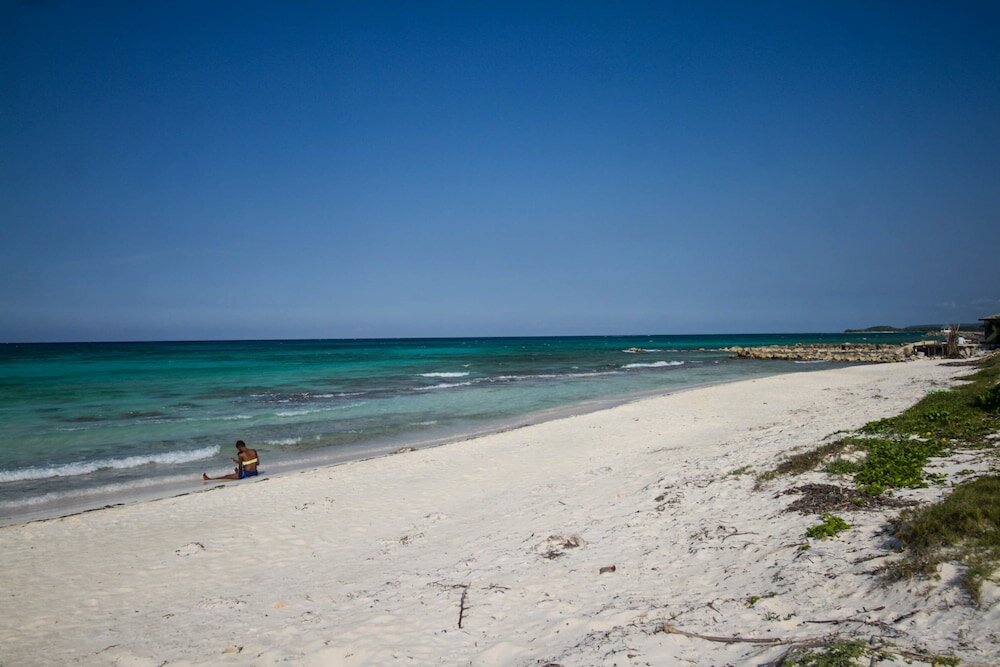 Фото Yellow Canary Beach Villa