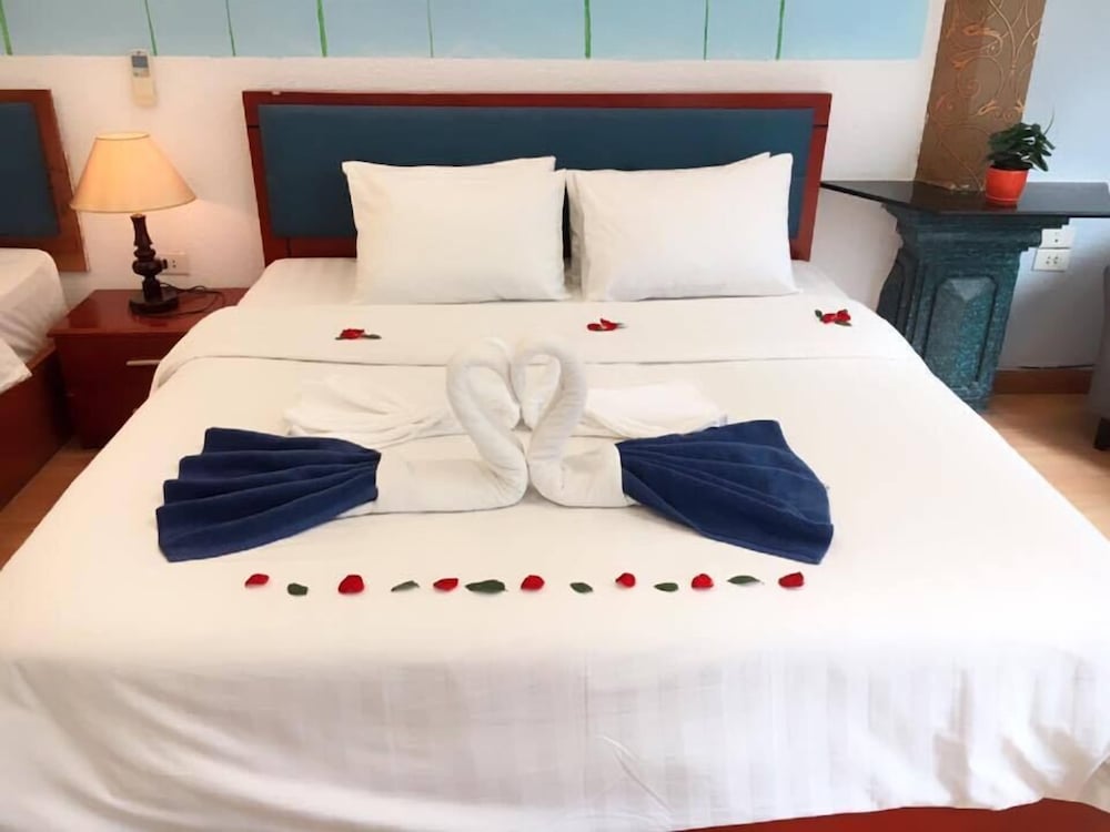 Фото Hanoi Old Quarter House