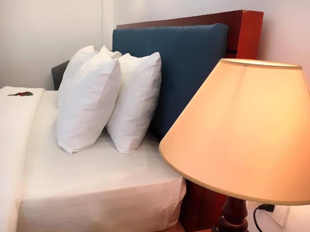 Фото Hanoi Old Quarter House