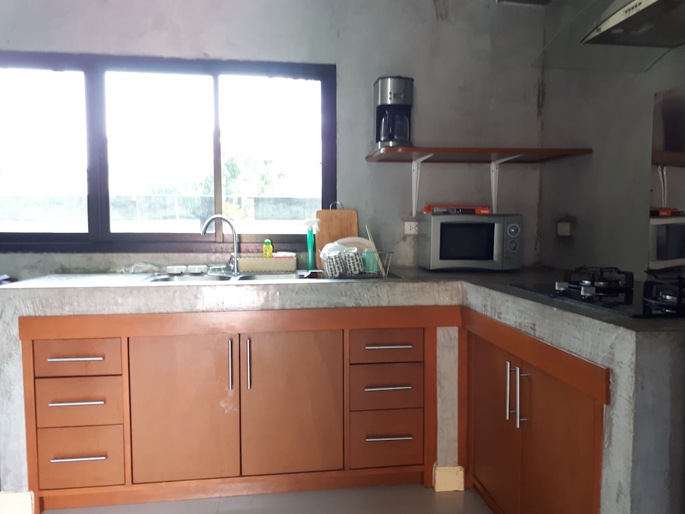 Фото The Beach House Bungalows