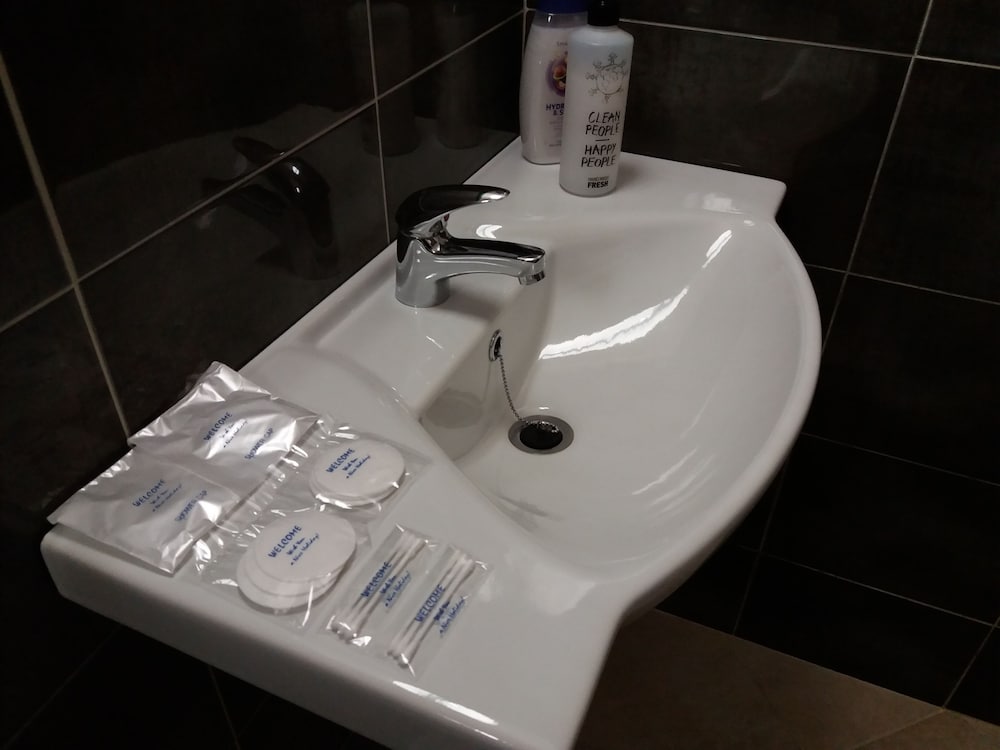 Фото The English Guest-House