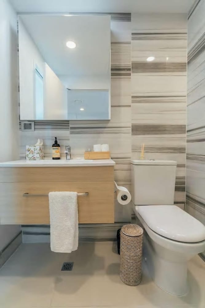 Фото The Ivory at Epsom