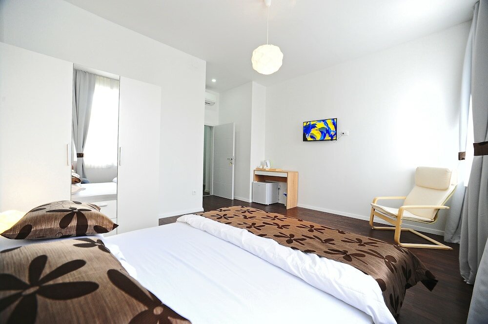 Фото Valenti Rooms