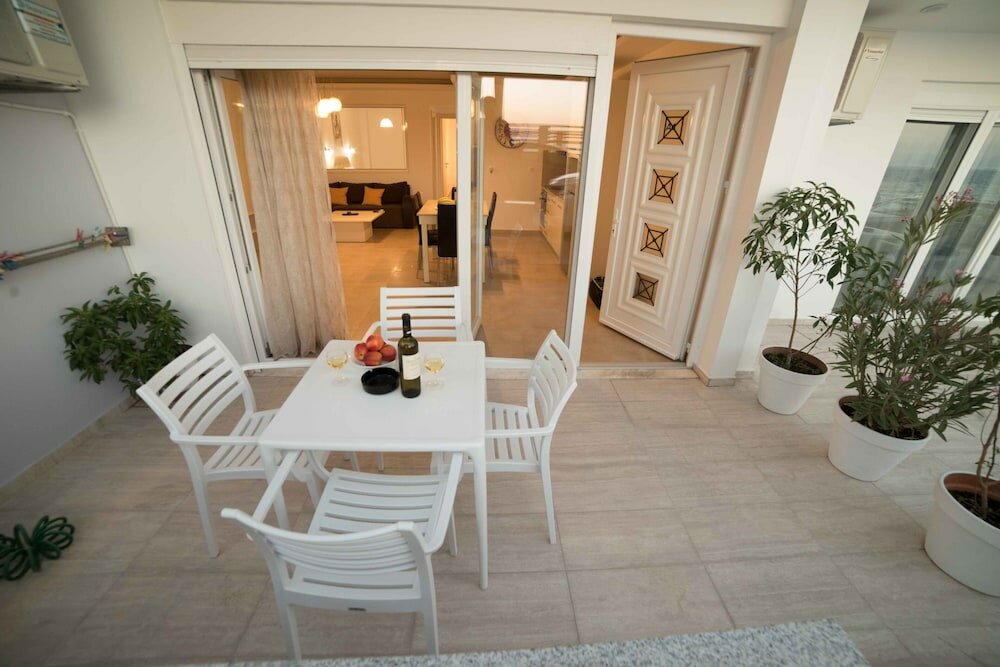 Фото Bella Mare Luxury Apartments