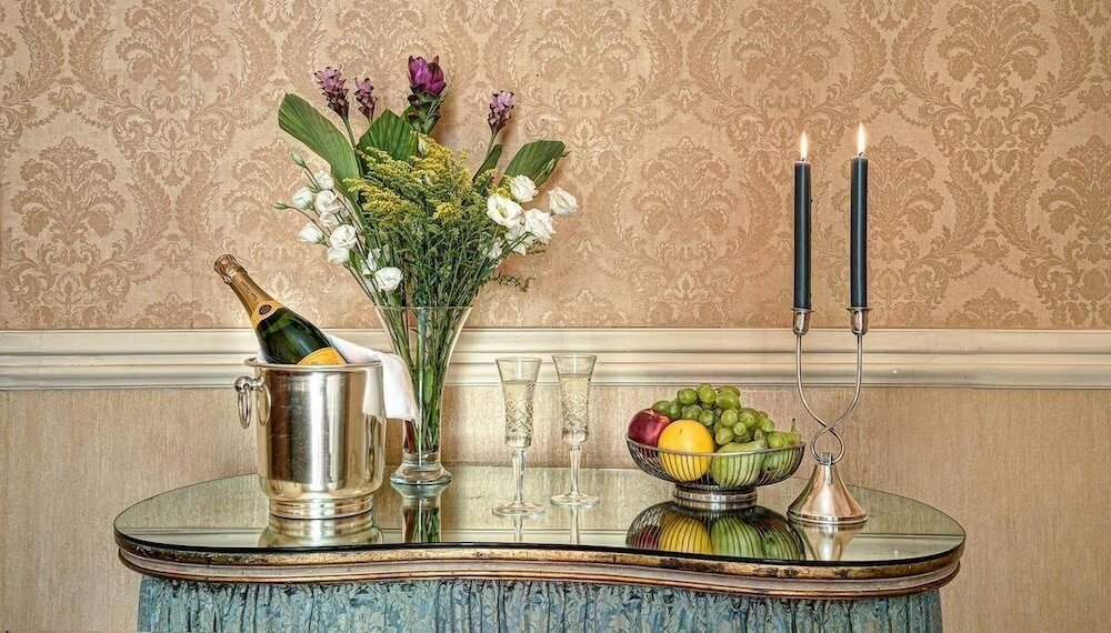 Фото Lady Mary's Tribunali Luxury Suite