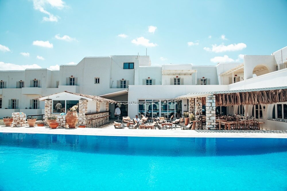 Фото Selina Paros