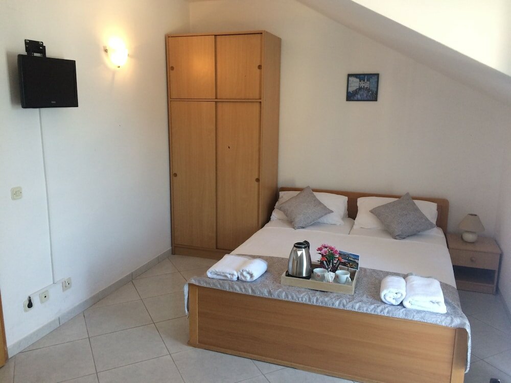 Фото Villa Menalo