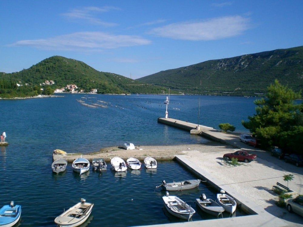 Фото Villa Menalo