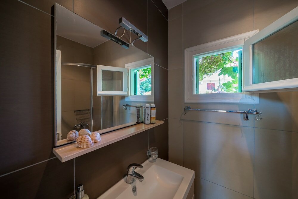 Фото My Little House - Family House with Private Terrace