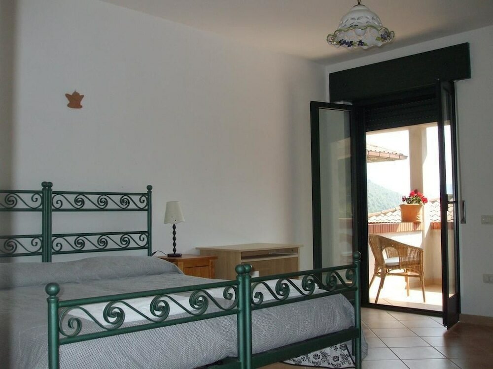 Фото Agriturismo Antica Chiesa San Fantino