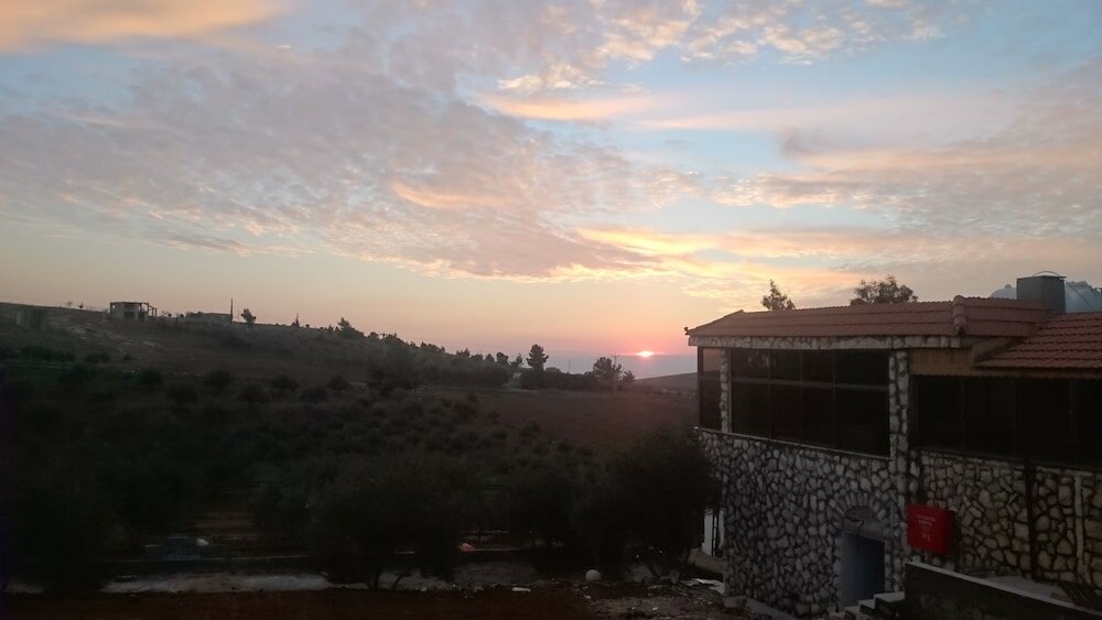 Фото Town of Nebo Hotel