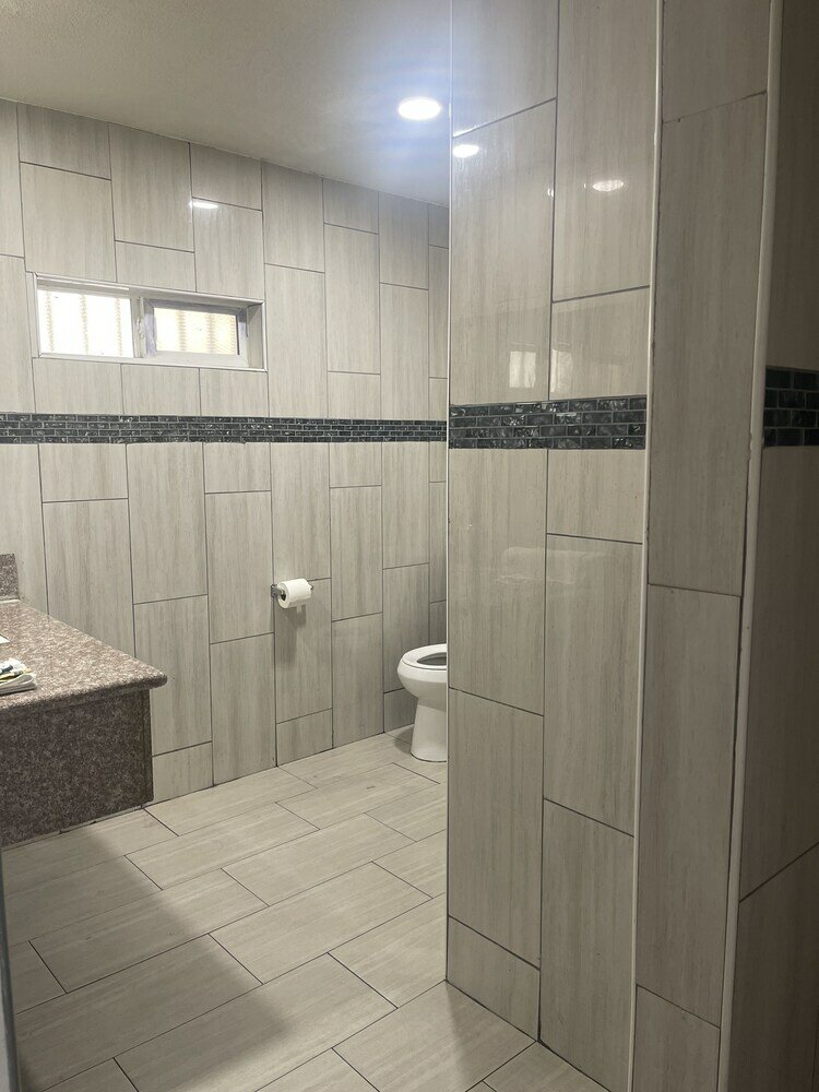 Фото Economy Inn