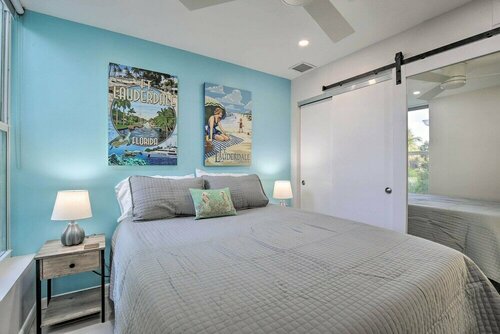 Гостиница Fort Lauderdale Condo w Patio, Near Canal! в Форт-Лодердейл