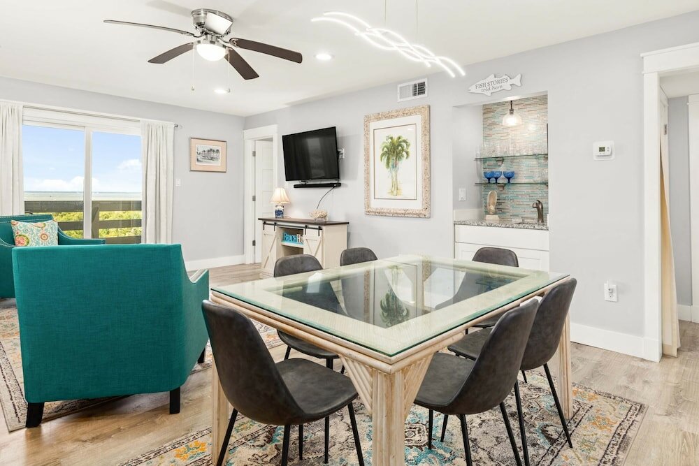 Фото Lighthouse Point 20b