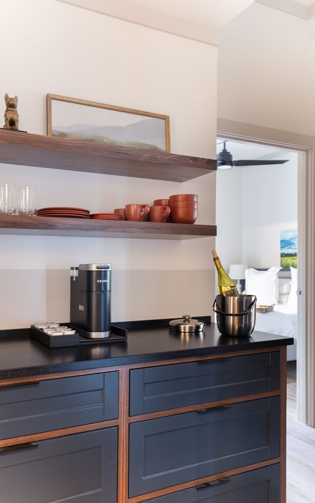 Фото The Louis Hotel