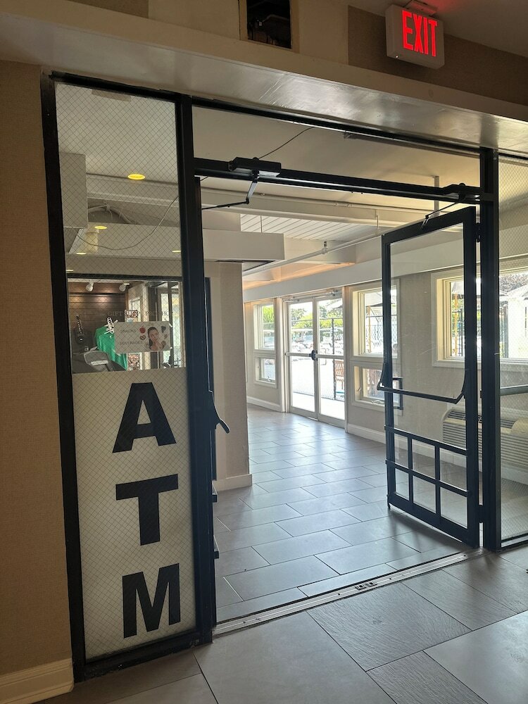 Фото Cape Cod Irish Village