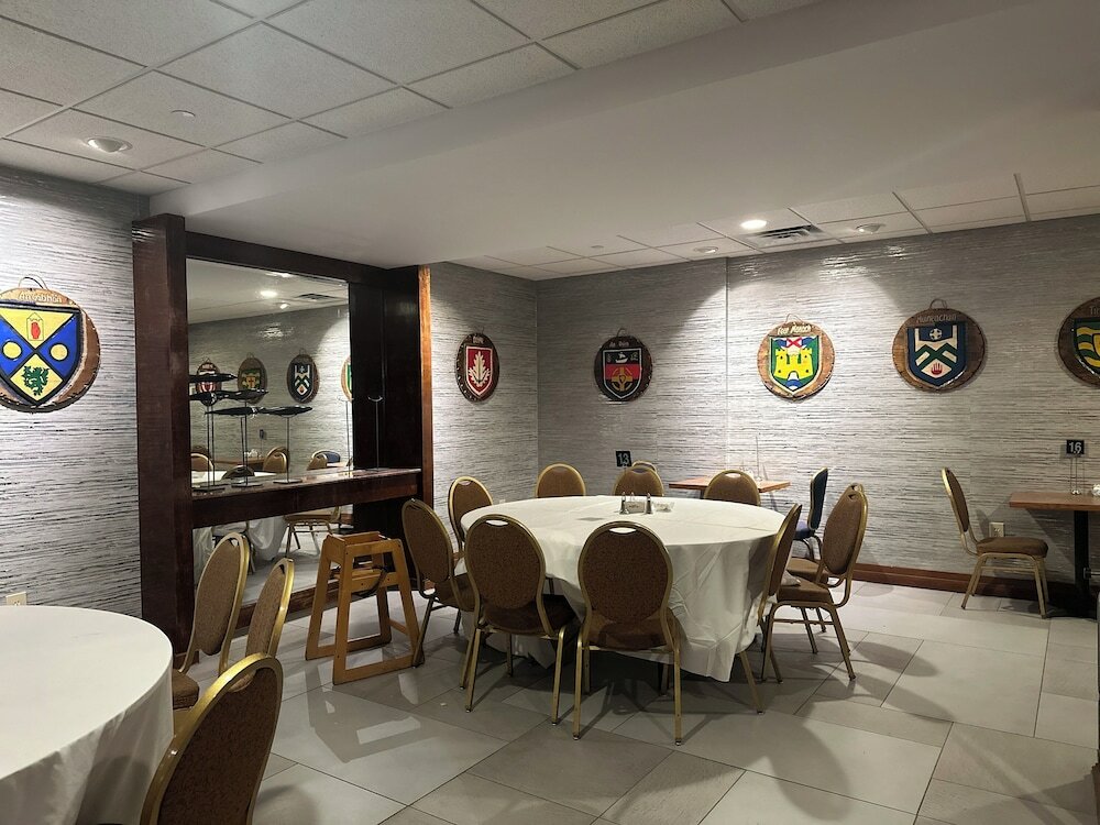 Фото Cape Cod Irish Village