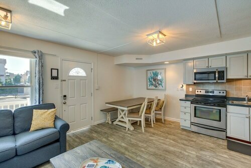 Апартаменты Wildwood Crest Condo Rental: Walk to Beach!