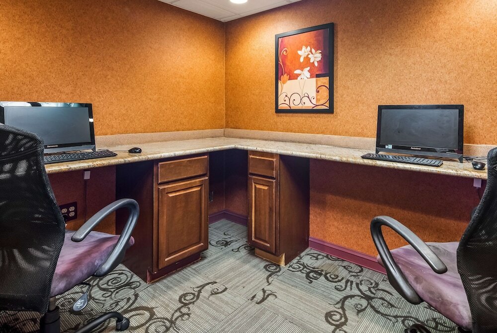 Фото Baymont by Wyndham Pompton Plains/Wayne