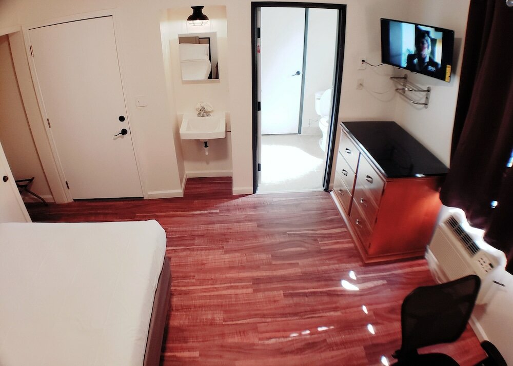 Фото Anchor Pointe Inn