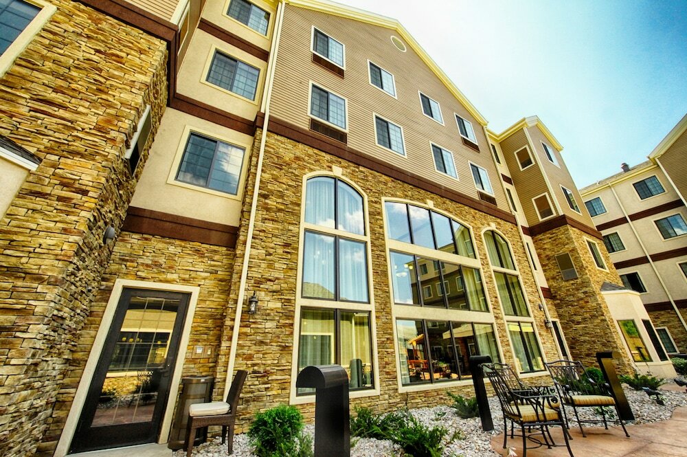 Фото Staybridge Suites Minot, an Ihg Hotel