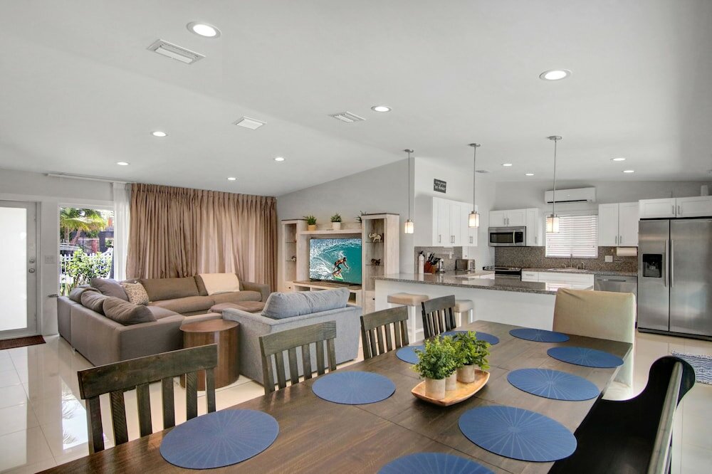 Фото Waterfront Oasis