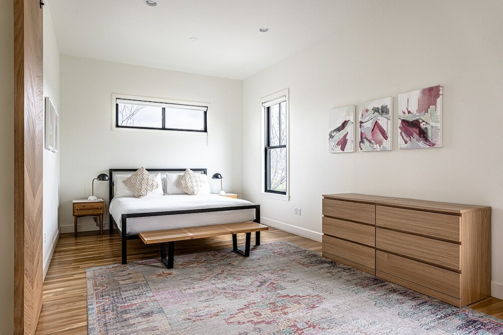 Фото East Side Modern