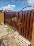 No gate (Perekhodnikova Street, 31к2) ، الأبواب والبوابات الآلية