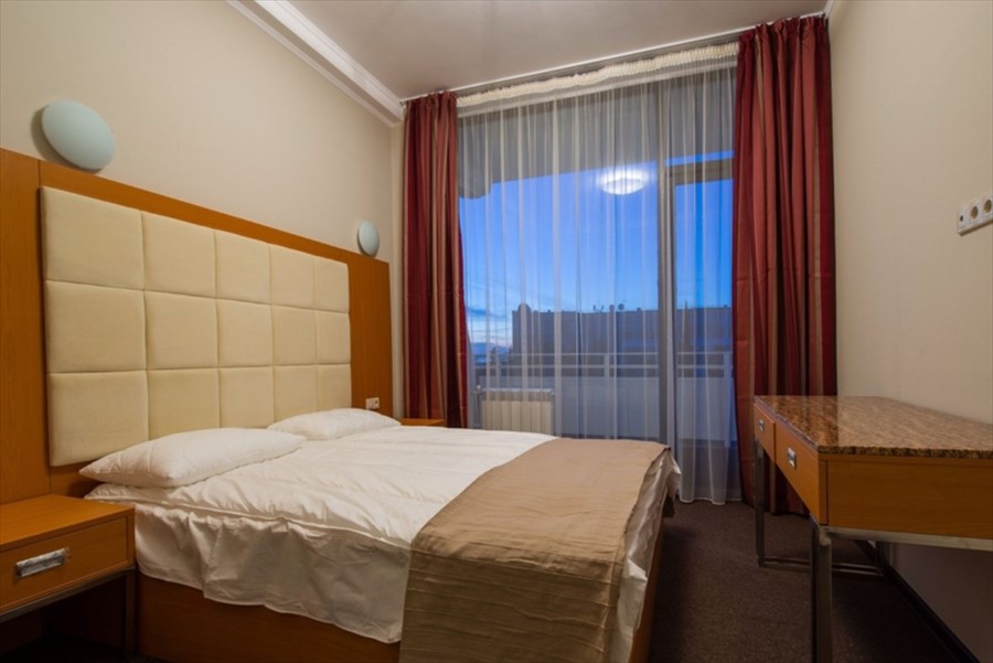 Фото отеля 2