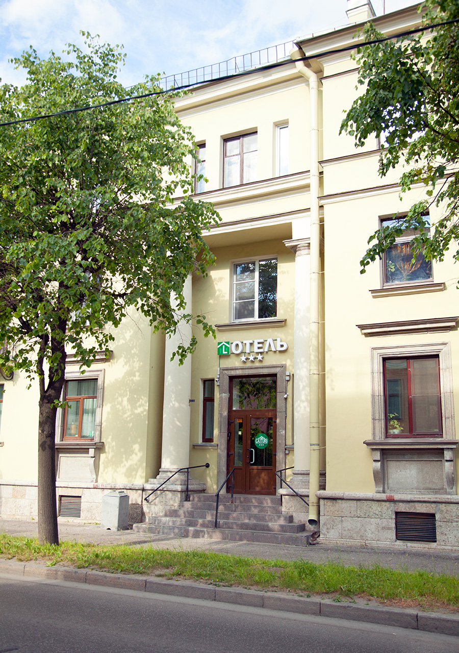 Фото отеля 1