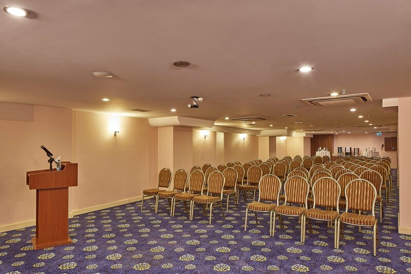 Гостиница DoubleTree by Hilton Hotel Izmir - Alsancak в Конаке