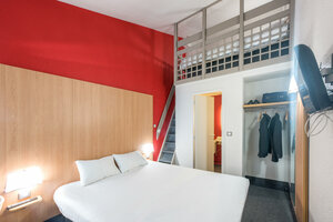 Гостиница B&b Hotel Brest Kergaradec Aéroport