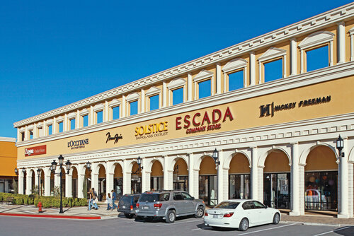 Shopping mall San Marcos Premium Outlets, State of Texas, photo