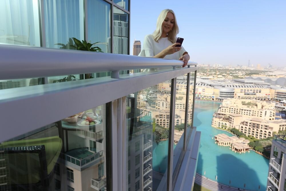 Дубае фотосессия на балконе