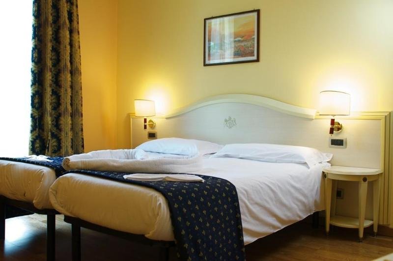 Фото Britannia Excelsior