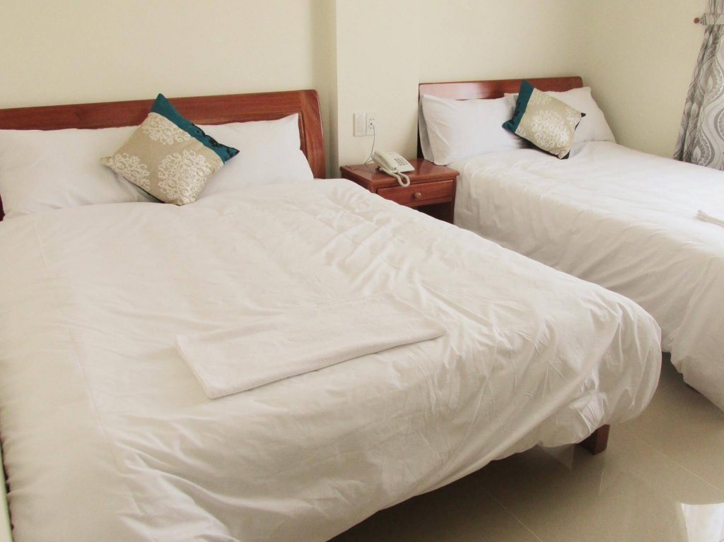 Фото Da Lat Phu Tho Hotel