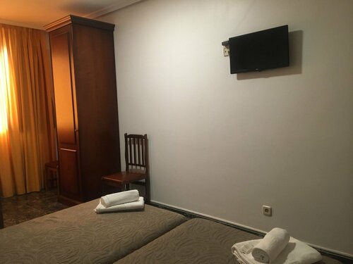 Хостел Hostal Conchita Legazpi в Мадриде